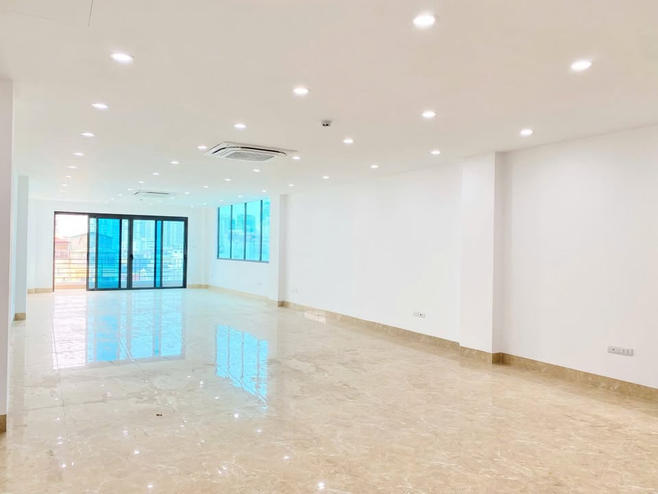 Văn Phòng 120m² tại Thanh Xuân chỉ 18.5 triệu - Không thể bỏ lỡ!