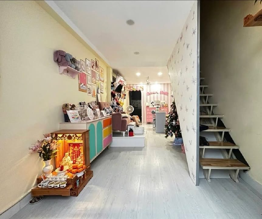 Bán nhà hẻm Nam Kỳ Khởi Nghĩa Q3 - 30m² giá 5.7 tỷ - Dòng tiền ổn định 10 triệu/tháng!