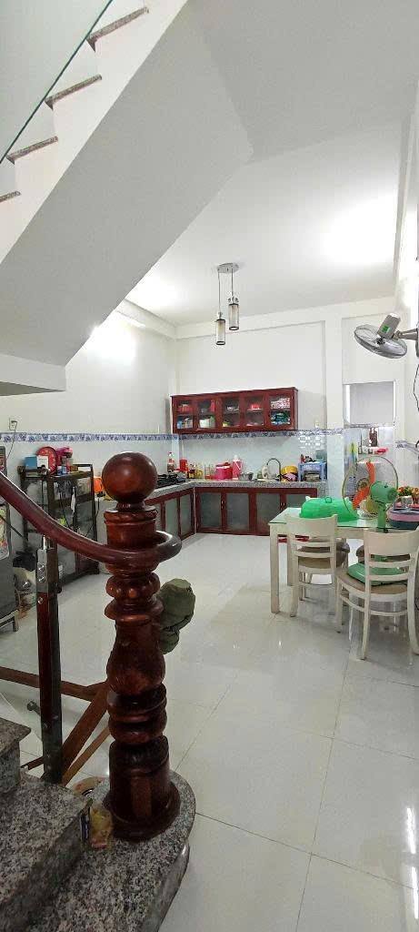 Nhà 3 tầng đường Trần Thanh Mại, Bình Tân 68m² giá 5,4 tỷ - Sổ hồng riêng, không thể bỏ lỡ!