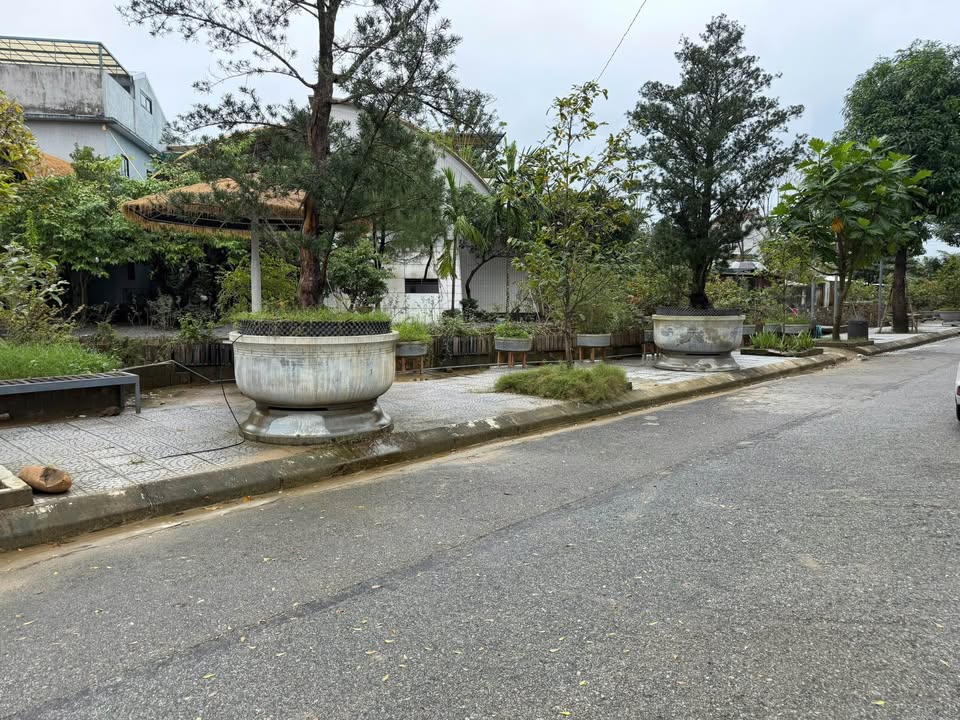 Đất mặt tiền đường Trường Đồng, KQH Bàu Vá 104m² giá 3.2 tỷ - Vị trí đắc địa gần chợ và trường học!