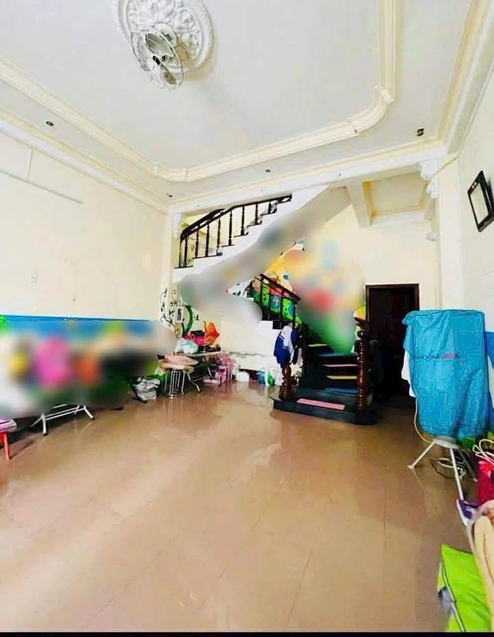 Bán Nhà Mặt Tiền Phan Văn Trường, Vỹ Dạ 110m² giá 6 tỷ - Tiềm năng kinh doanh lớn!