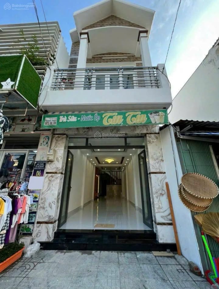 Nhà riêng Quốc lộ 50, Bình Chánh 120m² giá 770 triệu - Hợp lý cho đầu tư!