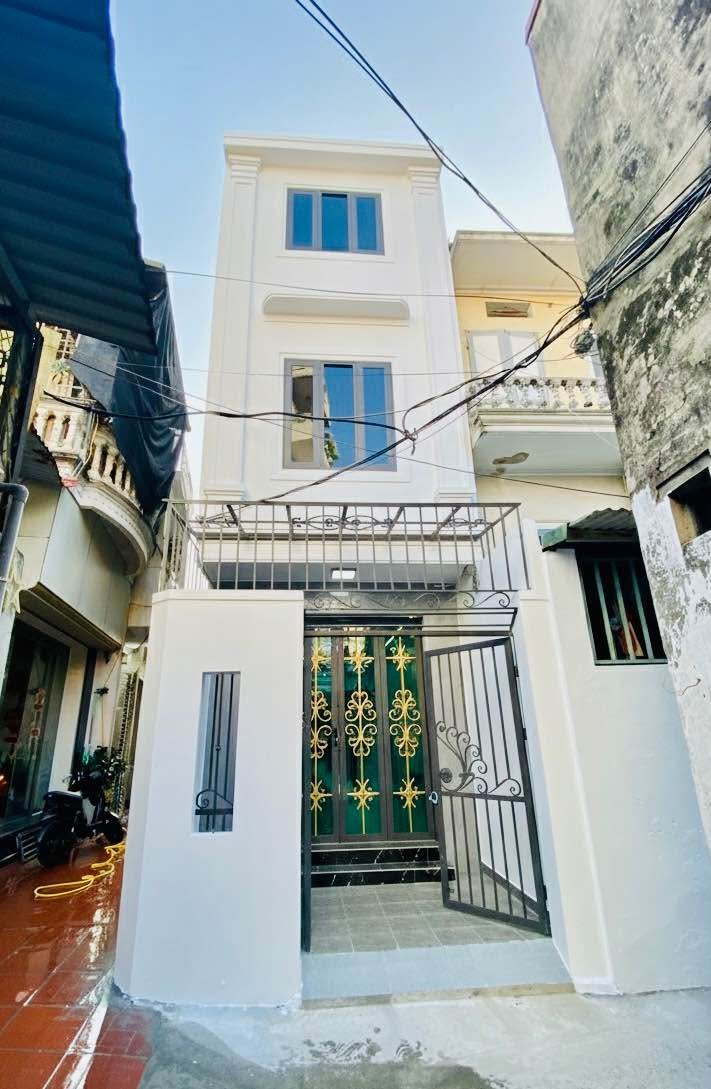 Nhà độc lập 35m² tại phố Hồ Sen, Lê Chân, Hải Phòng - Giá chỉ 2.68 tỷ!