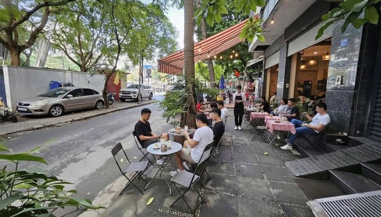 Cho thuê mặt bằng lô góc 66m² tại phố Nguyễn Bá Khoản - Giá chỉ 18 triệu/tháng!