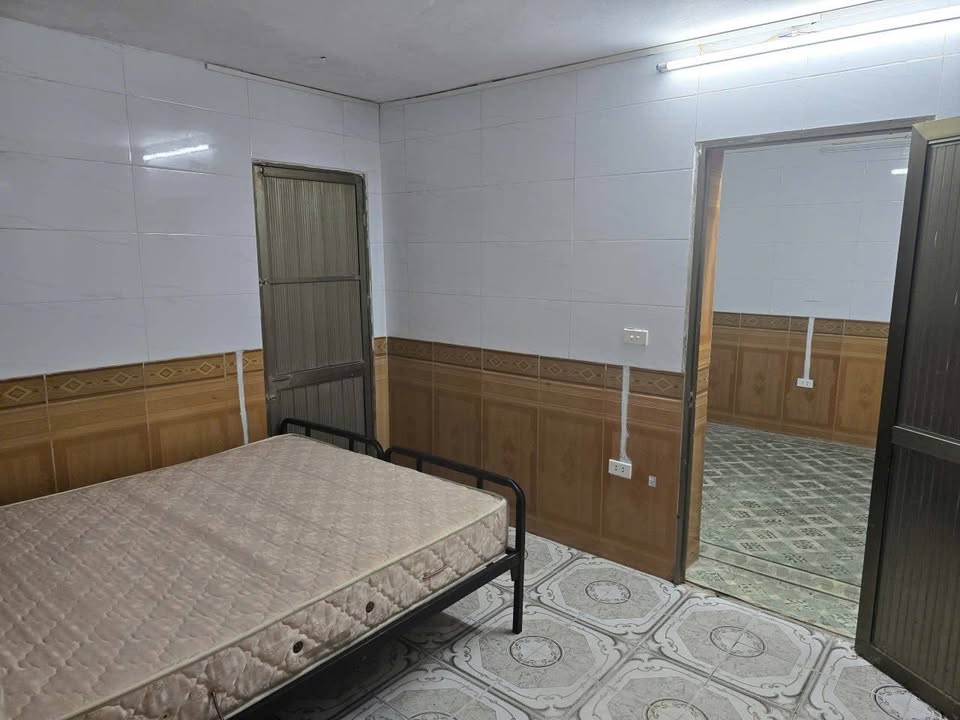 Căn hộ tập thể Khương Trung 70m² - Chính chủ cho thuê, vị trí đẹp!