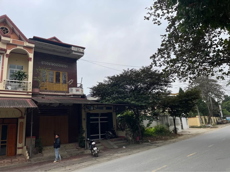 Nhà cấp 4 Hợp Minh 112m² giá 1 tỷ - Kinh doanh thuận lợi ngay ngã ba!