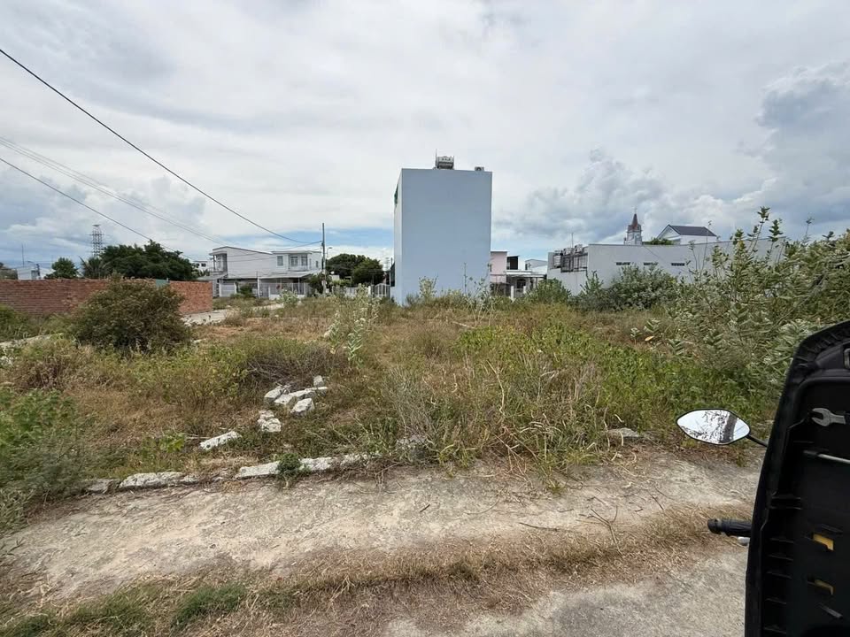 Đất Vĩnh Hiệp Nha Trang 70,3m² giá 1.7 tỷ - Cơ hội vàng cho nhà đầu tư!