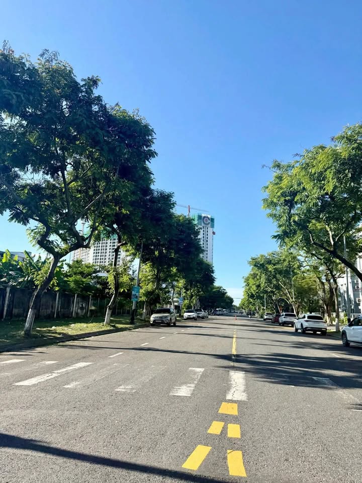 Đất nền lô góc Nguyễn Sơn, Hải Châu, 150m² giá 1x tỷ - Cơ hội đầu tư sinh lời cao!