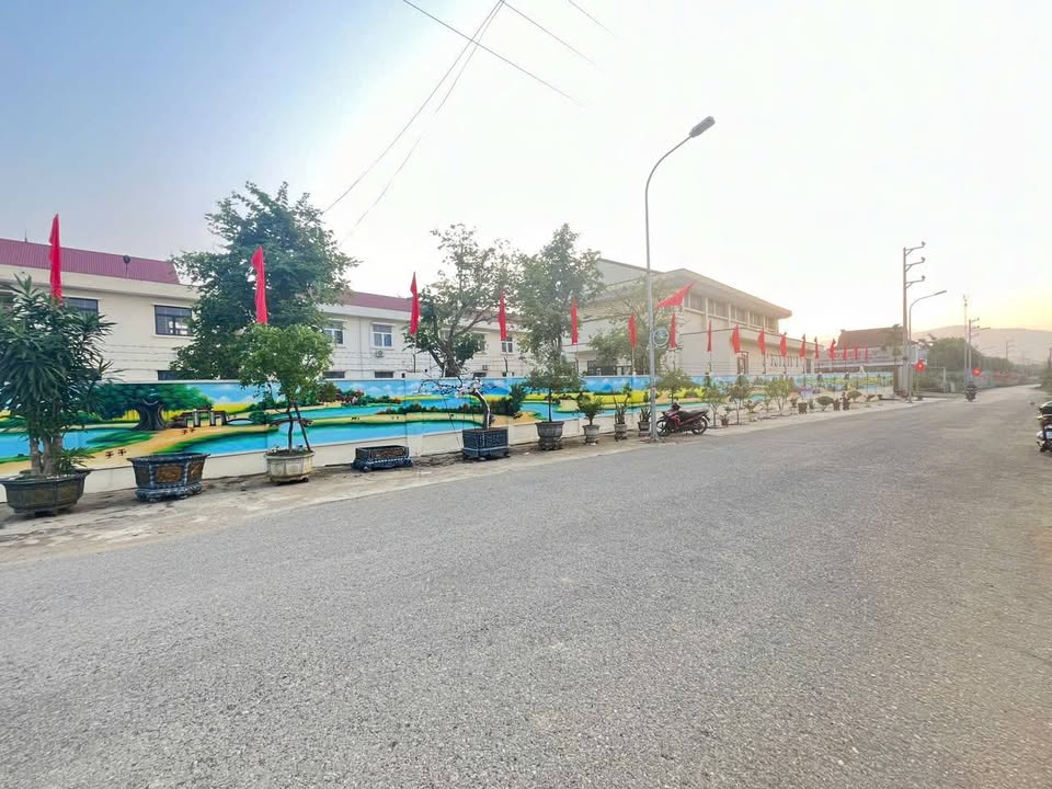 Đất thổ cư 130m² đường Yên Thái, Quốc Oai giá chỉ 2 tỷ - Đầu tư sinh lời cao!