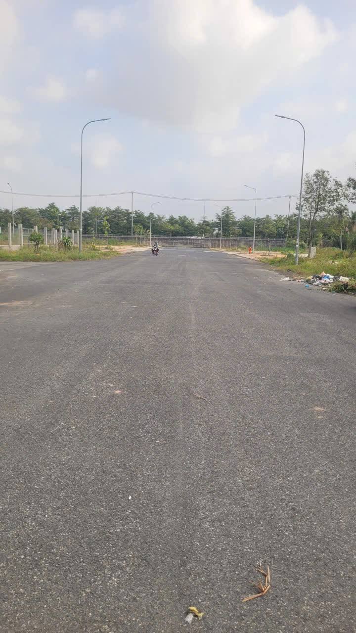 Đất nền góc 2 mặt tiền KDC Tân Phú, Cần Thơ 80m² - Cơ hội đầu tư vàng!