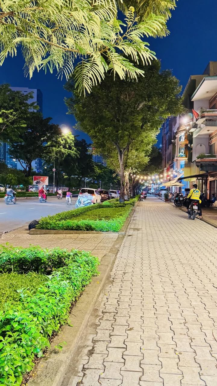 Nhà phố mặt tiền Điện Biên Phủ, Bình Thạnh 121m² giá 19.319 tỷ - Thích hợp kinh doanh đa ngành!