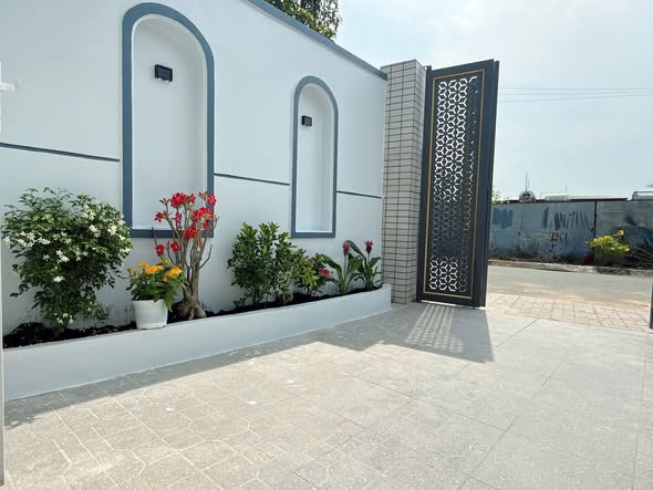 Nhà góc 2 mặt tiền tại Khu đô thị Cát Tường Phú Sinh, 79.3m² giá 1.95 tỷ - Không thể bỏ lỡ!