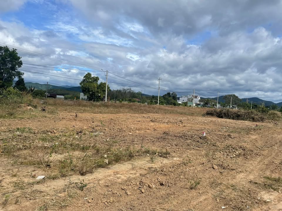 Đất nền đường quy hoạch số 1 Đắk Hring 204m² giá 300 triệu - Cơ hội đầu tư hấp dẫn!