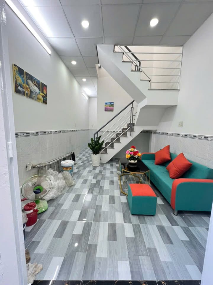 Nhà bán Thạnh Lộc, Quận 12, 27m² giá 1.23 tỷ - Pháp lý rõ ràng, không quy hoạch!