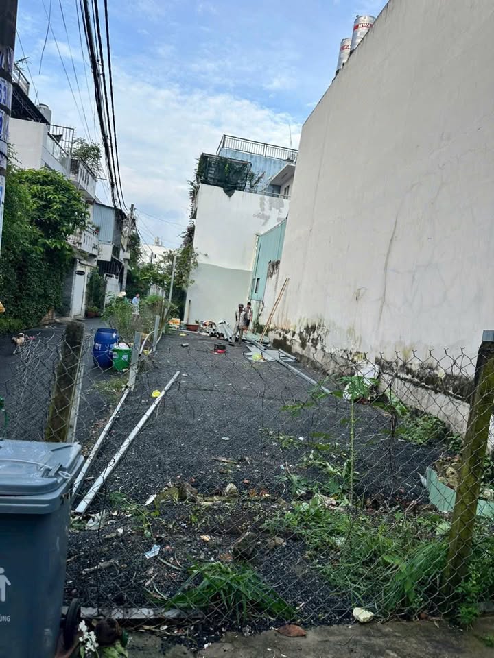 Đất nền góc 2 mặt tiền hẻm Thạnh Xuân 105m² giá 3.65 tỷ - Cơ hội đầu tư tuyệt vời!
