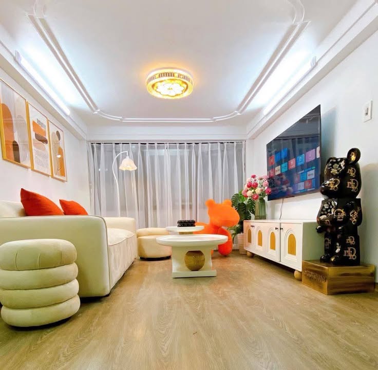 Nhà phố Thọ Lão, Hai Bà Trưng 26m² giá 5.79 tỷ - Sổ đỏ chính chủ, thương lượng nhẹ!