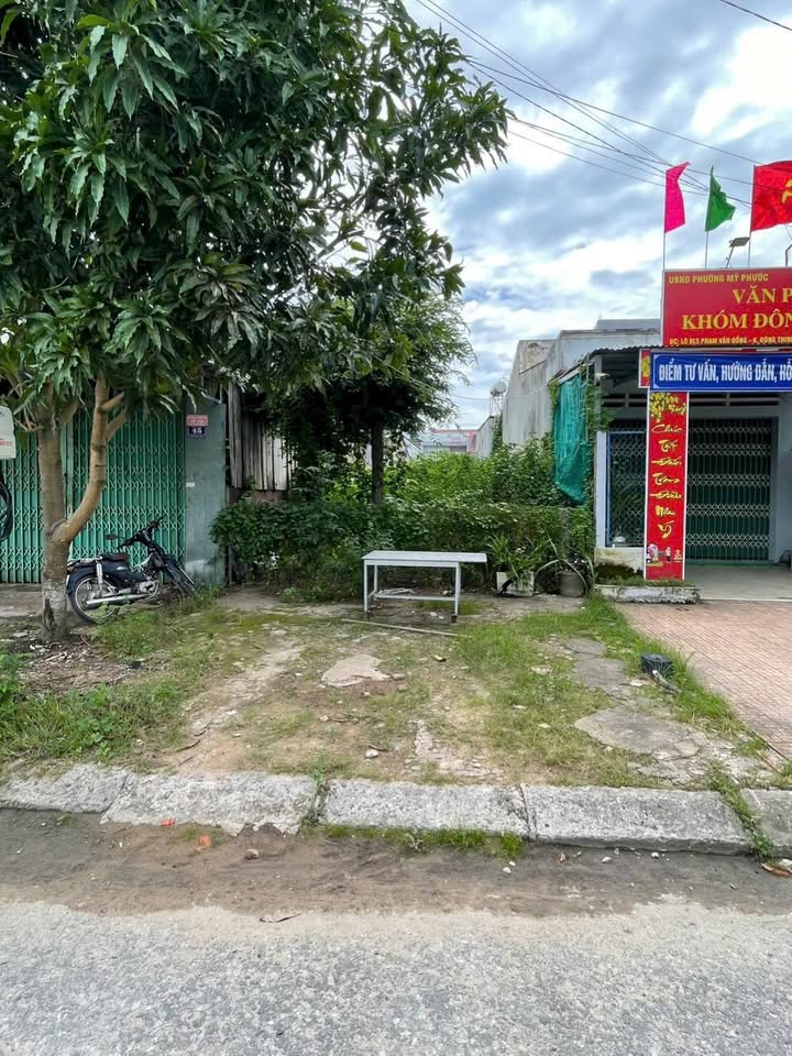 Đất nền đường Phạm Văn Đồng, phường Mỹ Phước, 90m² giá 2.5 tỷ - Cơ hội đầu tư tuyệt vời!