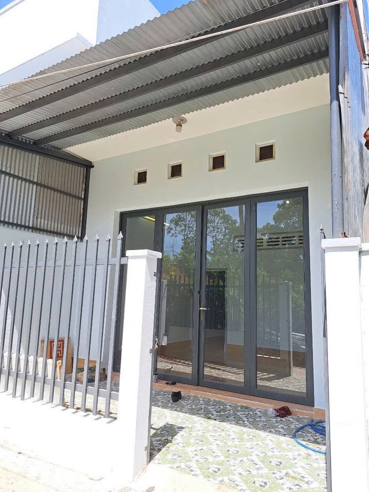 Nhà đẹp hẻm Lê Chân, Mỹ Quý, Long Xuyên - 84m² giá 1.8 tỷ - Sổ đỏ chính chủ!