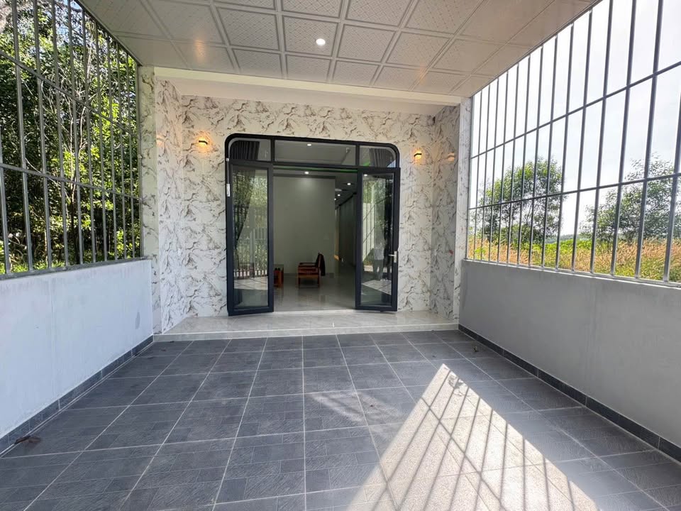 Nhà mặt tiền đường nhựa Suối Nhum, Hắc Dịch, Phú Mỹ, 90m² chỉ 1.6 tỷ - Sổ đỏ chính chủ!