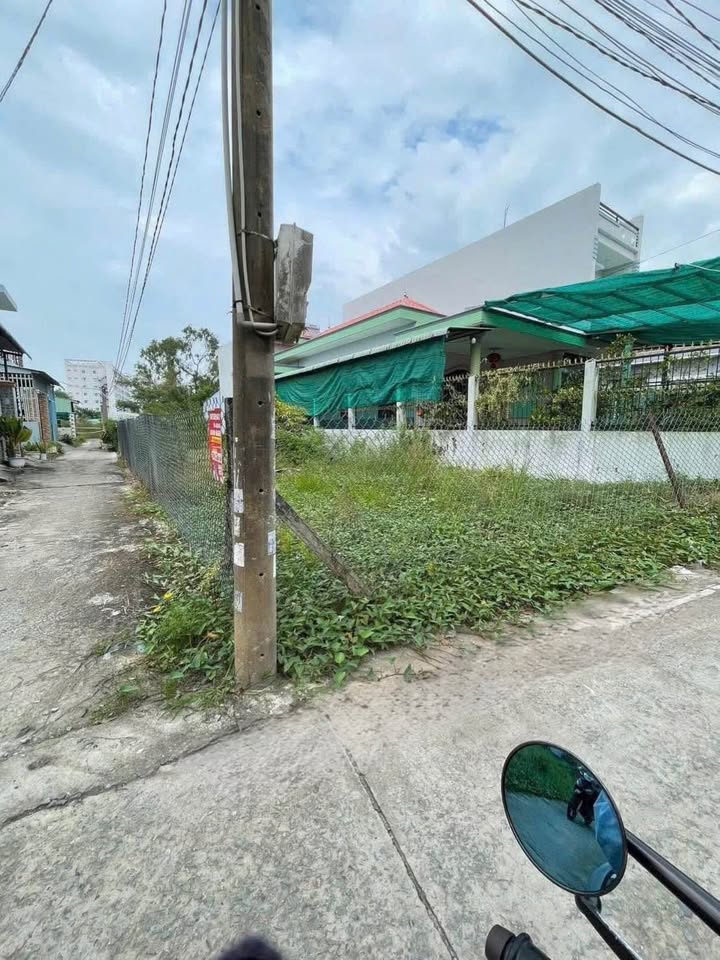 Bán lô đất thổ cư 199.44m² hẻm 76 đường TL827A, Tân An - Giá chỉ 2.2 tỷ