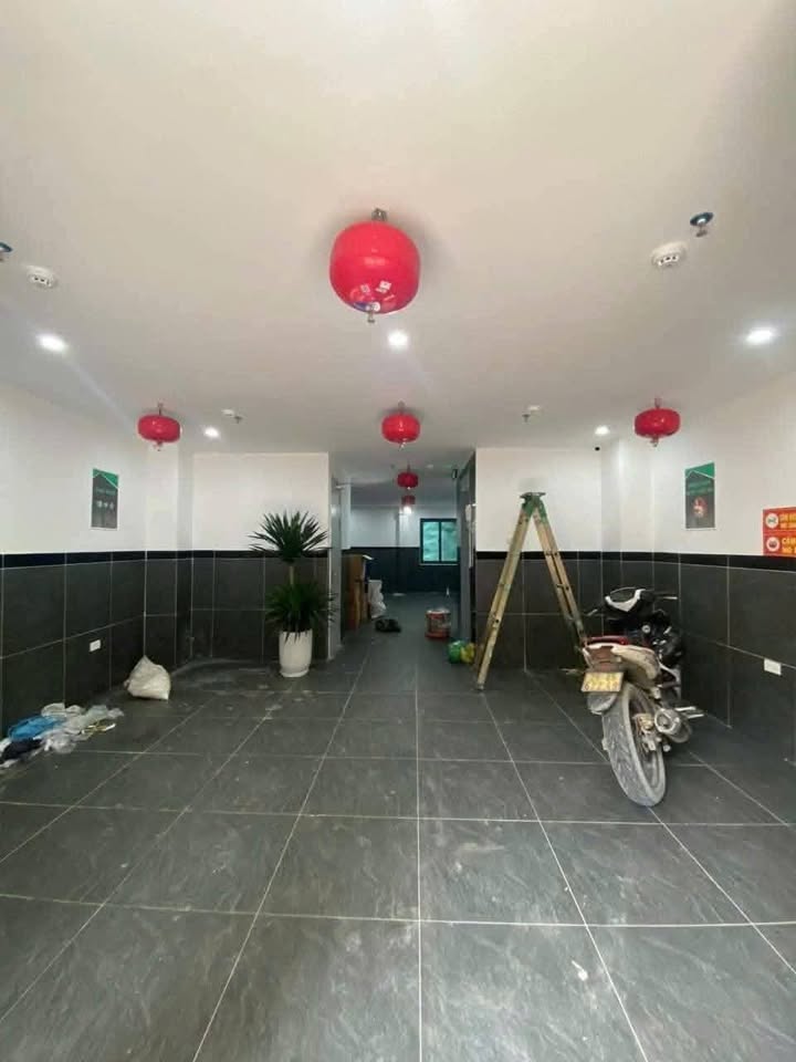 Nhà mặt phố Cổ Nhuế, 64m² giá 15.5 tỷ - Đầu tư sinh lời ổn định!