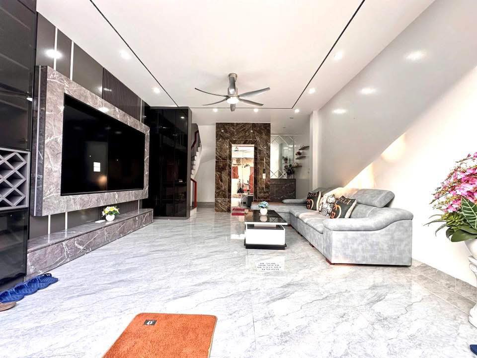 Nhà 6 tầng Cầu Cốc Tây Mỗ 45m² giá 9 tỷ - Vị trí đắc địa, kinh doanh thuận lợi!