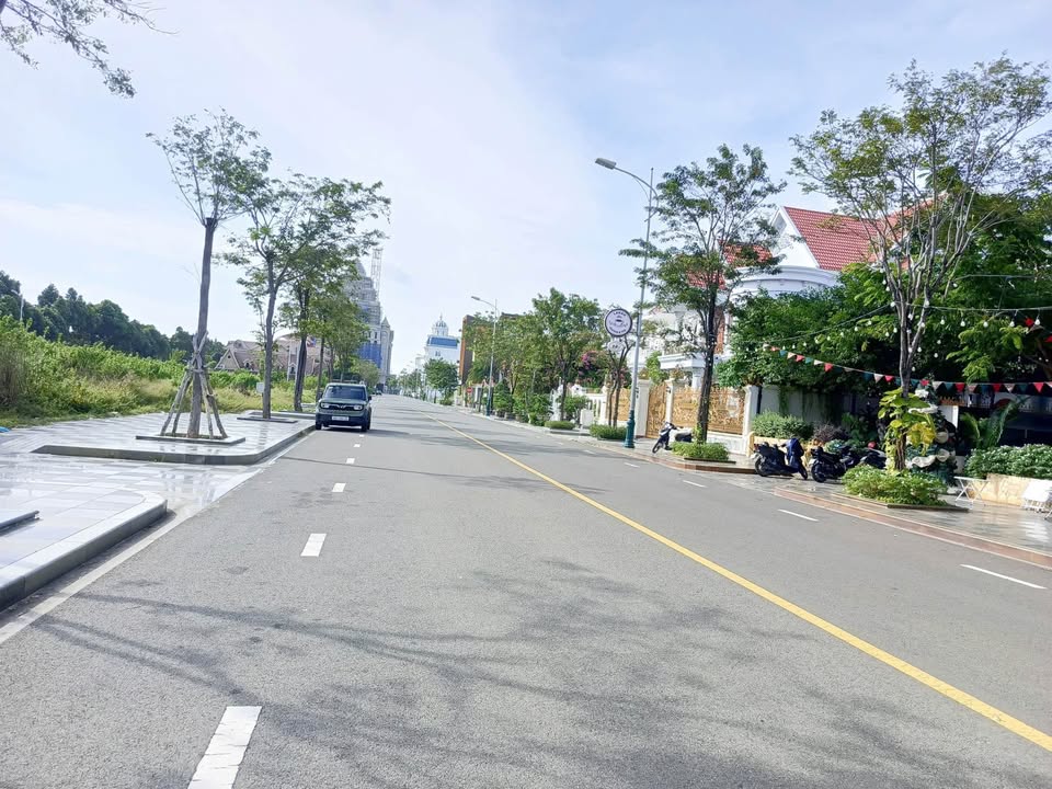 Biệt thự Khu Đô Thị Biển Ocean Dunes Phú Thủy 360m² giá 27.36 tỷ - Đầu tư sinh lời tuyệt vời!