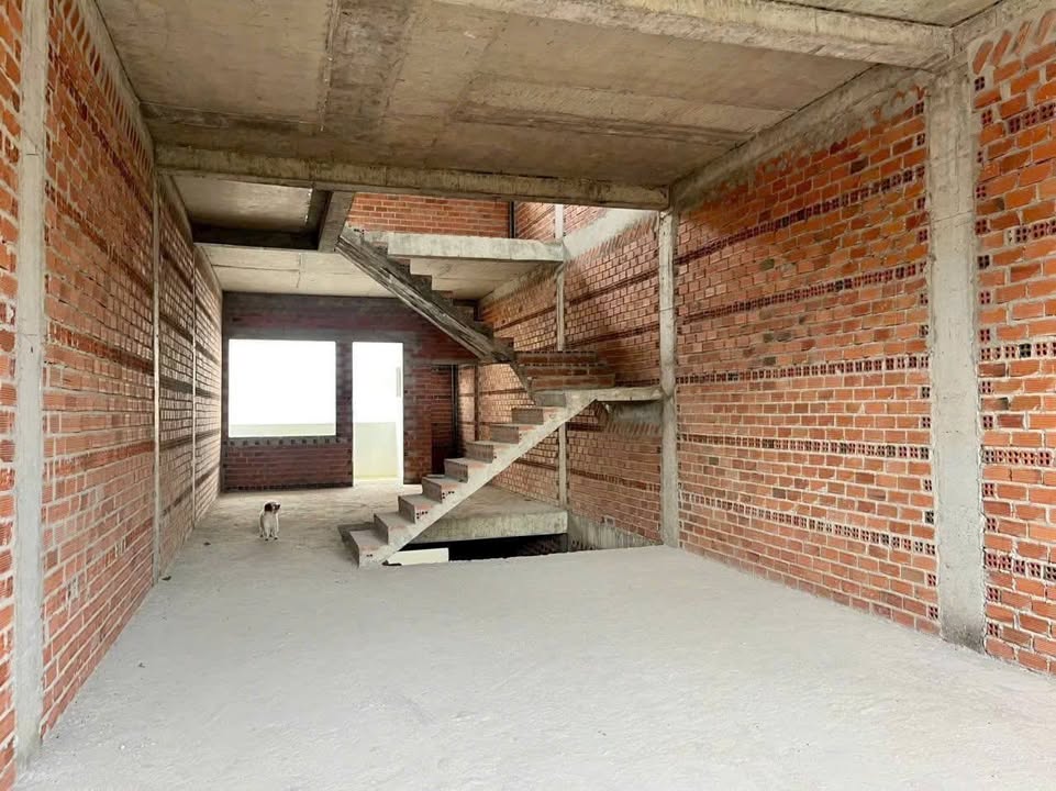 Nhà phố 3 tầng đường Nguyễn Văn Nguyễn, Bà Rịa - 110m² giá chỉ 3.55 tỷ - Bớt lộc cho khách thiện chí!