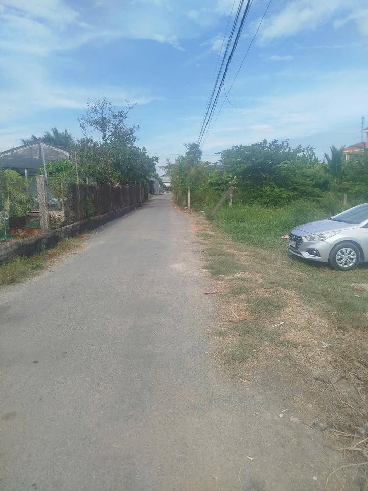 Đất nền thổ cư 100m² tại Bình Xuân, Gò Công - Giá giảm sốc 1,xx tỷ!