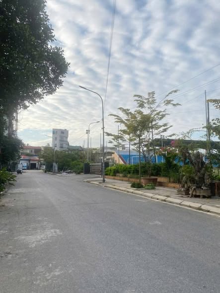 Bán lô đất Đình Bảng, Từ Sơn, Bắc Ninh 92.5m² giá 10 tỷ - Sổ đỏ chính chủ, bao quy hoạch!