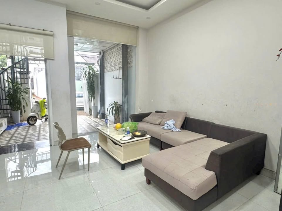 Nhà cho thuê Hiệp Thành, Thủ Dầu Một, 100m² - Full nội thất, chỉ việc vào ở!