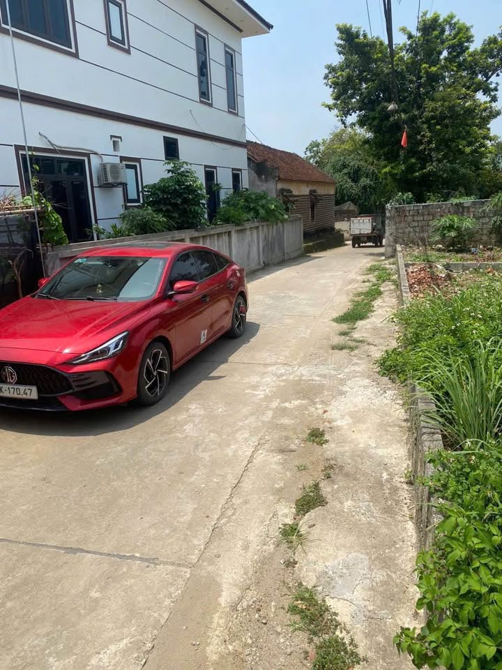 Đất thổ cư 133m² tại Phú Cát, Quốc Oai - Mặt tiền rộng, giá chỉ 3 tỷ!