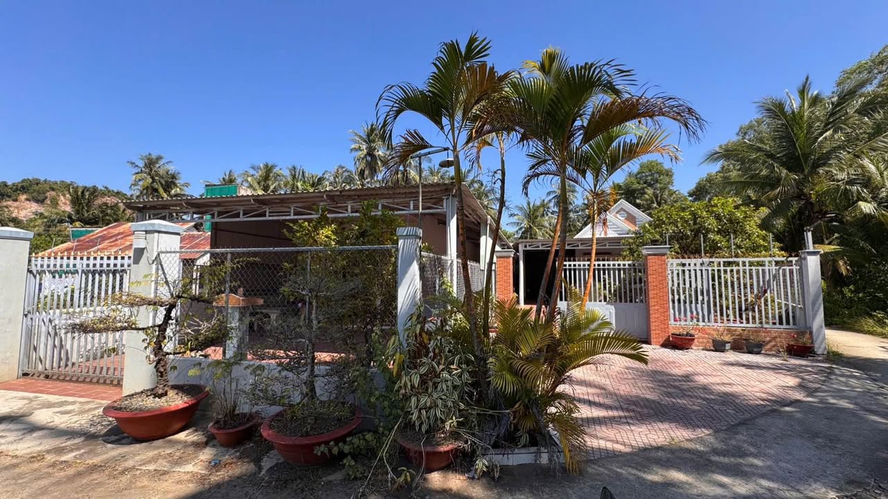 Đất và nhà bán gấp tại xã Thuận Yên, Hà Tiên - 991,2m² giá chỉ 3,2 tỷ!