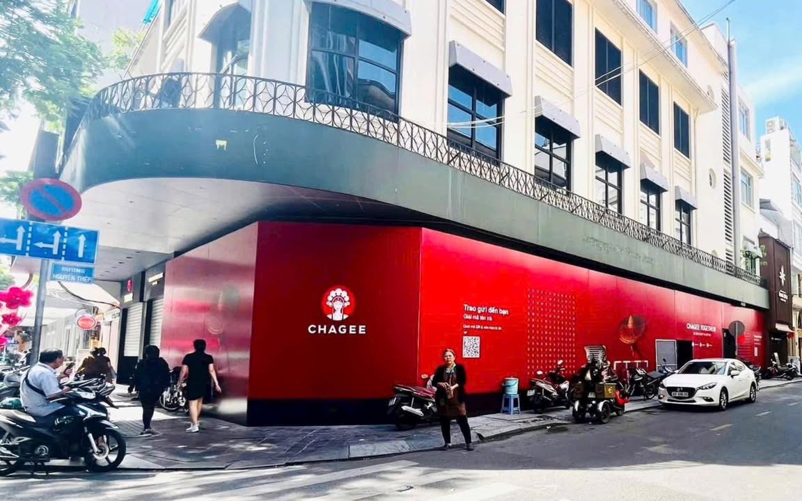 Cho thuê FrontHouse 180m² tại Trần Duy Hưng, Cầu Giấy - Vị trí đắc địa, giá thỏa thuận!