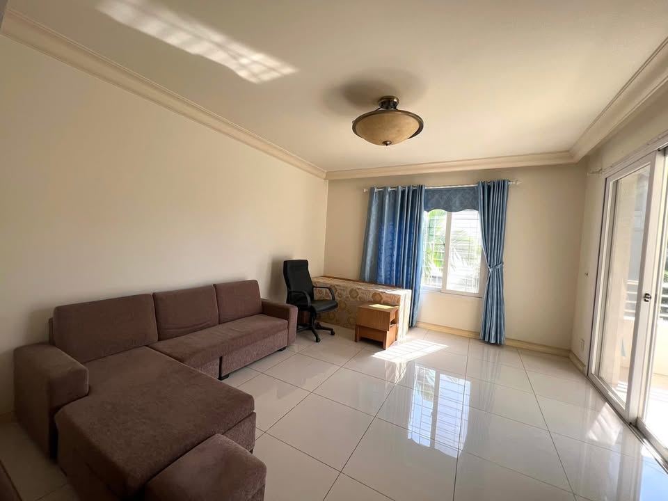 Cho thuê nhà liền kề An Khánh 135m² giá 18 triệu - Không gian siêu đẹp, phù hợp làm văn phòng!