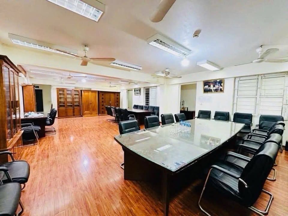 Mặt phố Trần Đại Nghĩa 110m² giá 60 tỷ - Kinh doanh sầm uất ngay trung tâm