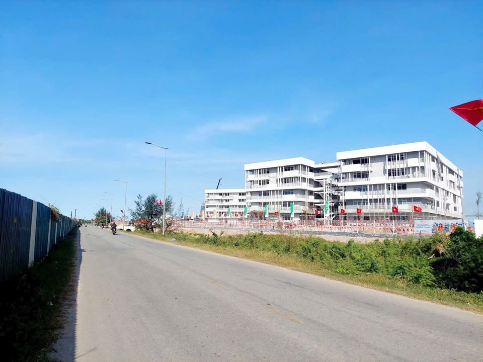 Đất nền KQH Hói Sai Thượng Thừa Thiên Huế 120m² giá 3.3 tỷ - Vị trí đẹp tiện ích