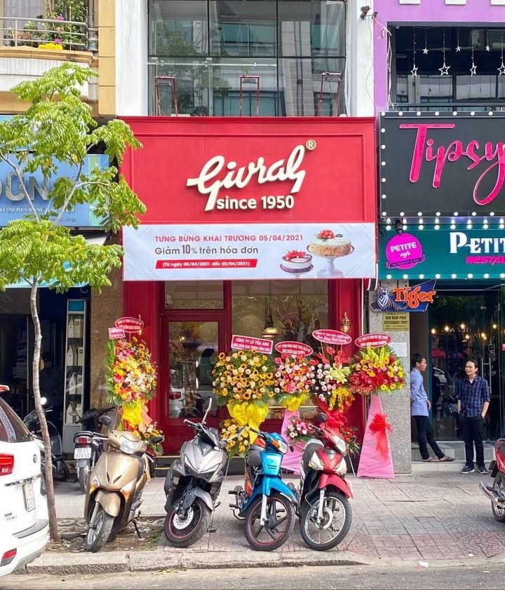 Cho thuê nhà mặt tiền Hàm Nghi, Quận 1 - Diện tích 60m², vị trí đắc địa gần Bitexco!