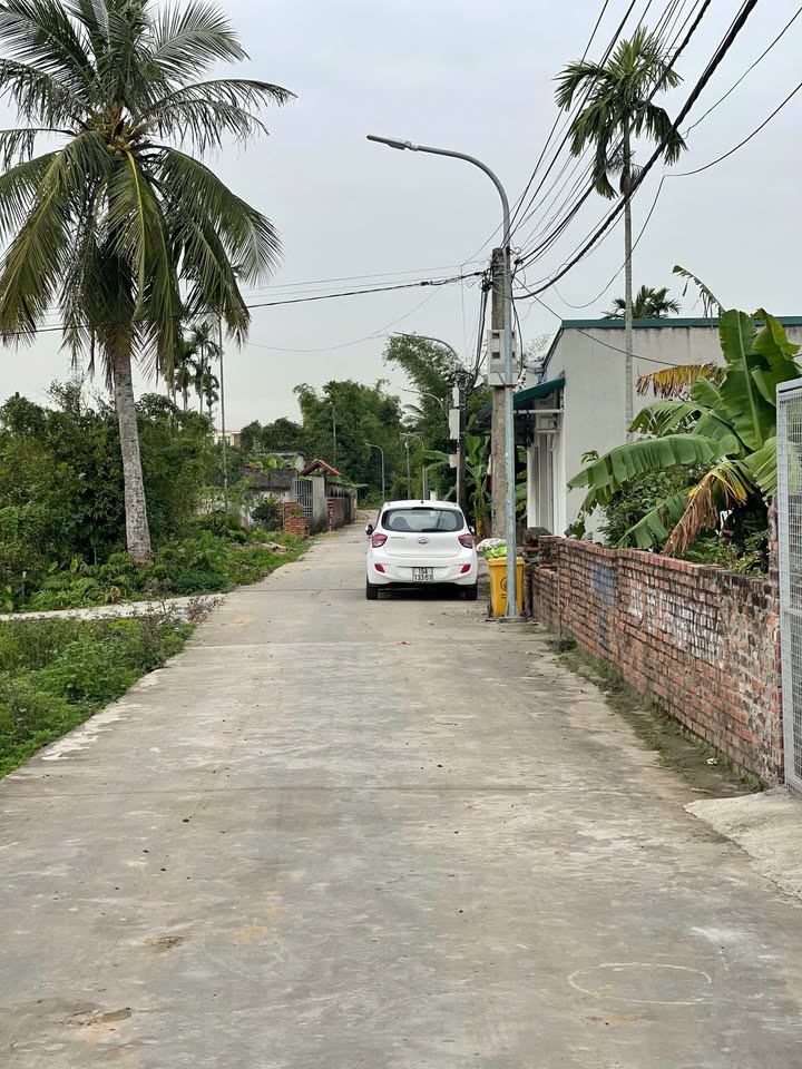 Nhà riêng Quốc Tuấn, An Dương 60m² giá 900 triệu - Ô tô đỗ cửa, vị trí thuận lợi!