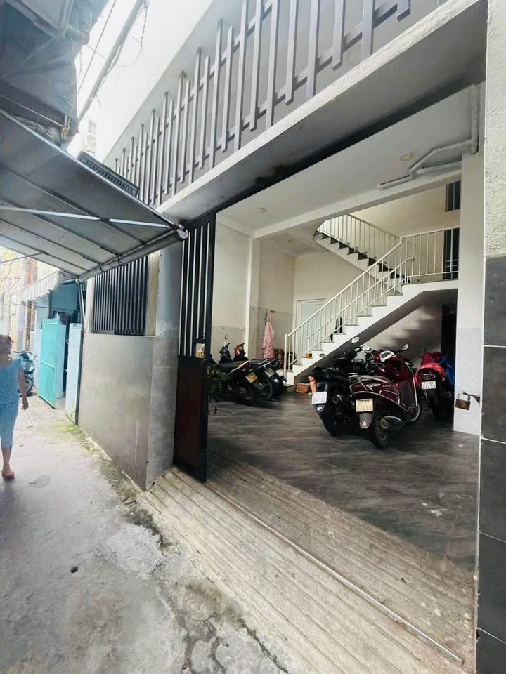 Căn hộ 4 tầng tại đường 3/2, Hải Châu, Đà Nẵng - Giá 5 tỷ, dòng tiền ổn định 200 triệu/năm!