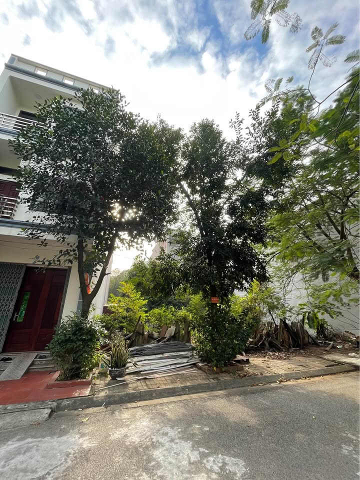 Đất nền liền kề Lê Trọng Tấn Bắc Ninh 185m² giá 17.2 tỷ - View vườn hoa tuyệt đẹp!