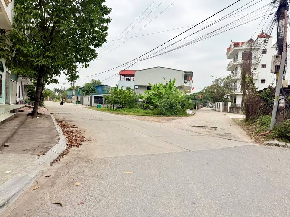 Đất nền ô góc 3 mặt tiền Khu 2 Ka Long 115m² - Tiềm năng phát triển vượt trội!