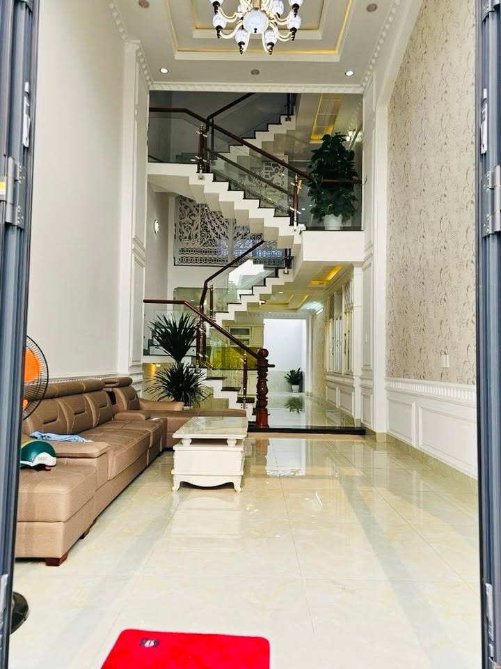 Nhà đẹp đường Thạnh Xuân 22, quận 12, 87m² giá 6.8 tỷ - Sổ hồng chính chủ!