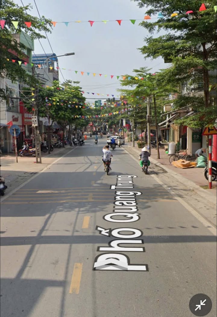 FrontHouse đường Quang Trung Sơn Tây 113m² giá 10 tỷ - Kinh doanh sầm uất!