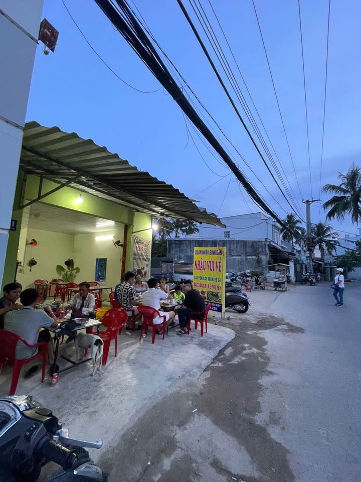 Nhà mặt tiền Hương Lộ Ngọc Hiệp 60m² giá 6 triệu - Thích hợp ở và kinh doanh!