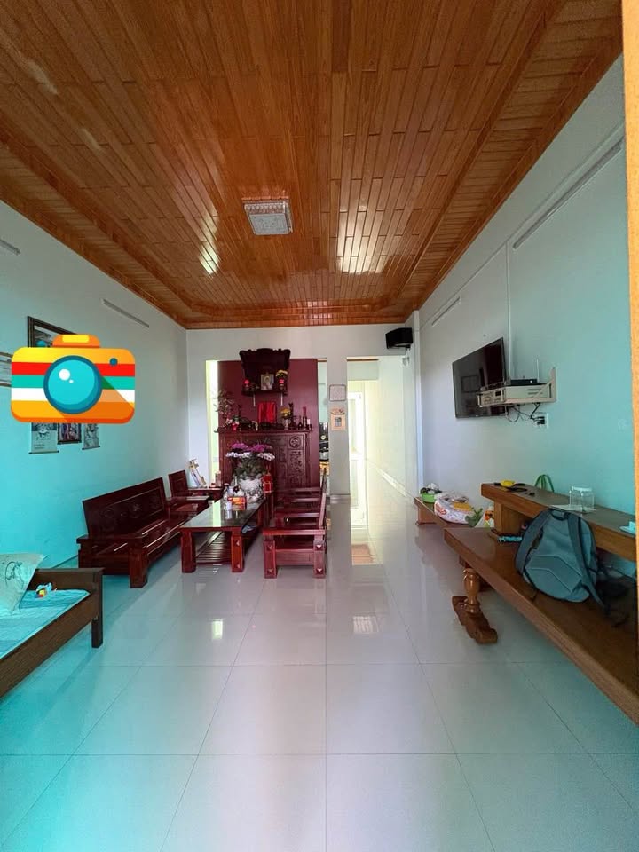 Nhà cấp 4 đường Duy Tân, Kon Tum 170m² giá 2.5 tỷ - Vị trí thuận lợi cho kinh doanh