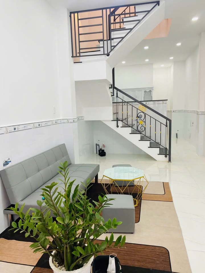 Nhà phố Lê Đình Cẩn, Bình Tân 50m² giá 3.75 tỷ - Sổ hồng riêng, công chứng ngay!