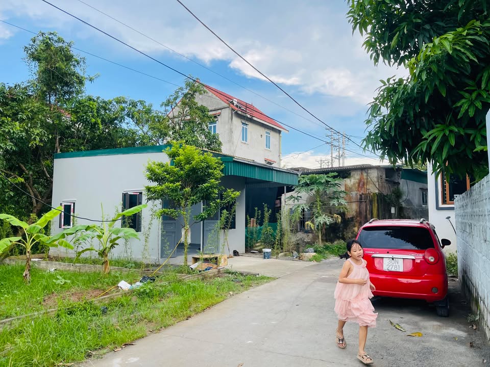 Nhà cấp 4 cho thuê tại phường Hà Nam 200m² - Thiết kế hiện đại, đầy đủ nội thất!