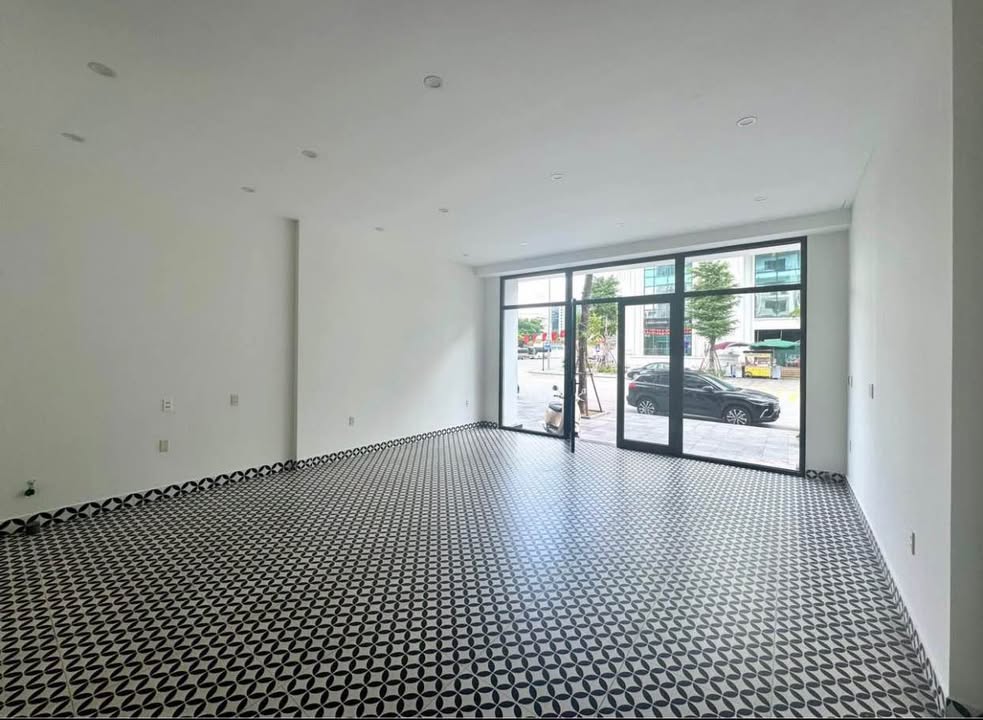 Nhà phố Monbay Hạ Long 126m² giá thỏa thuận - Đầy đủ nội thất sang trọng!