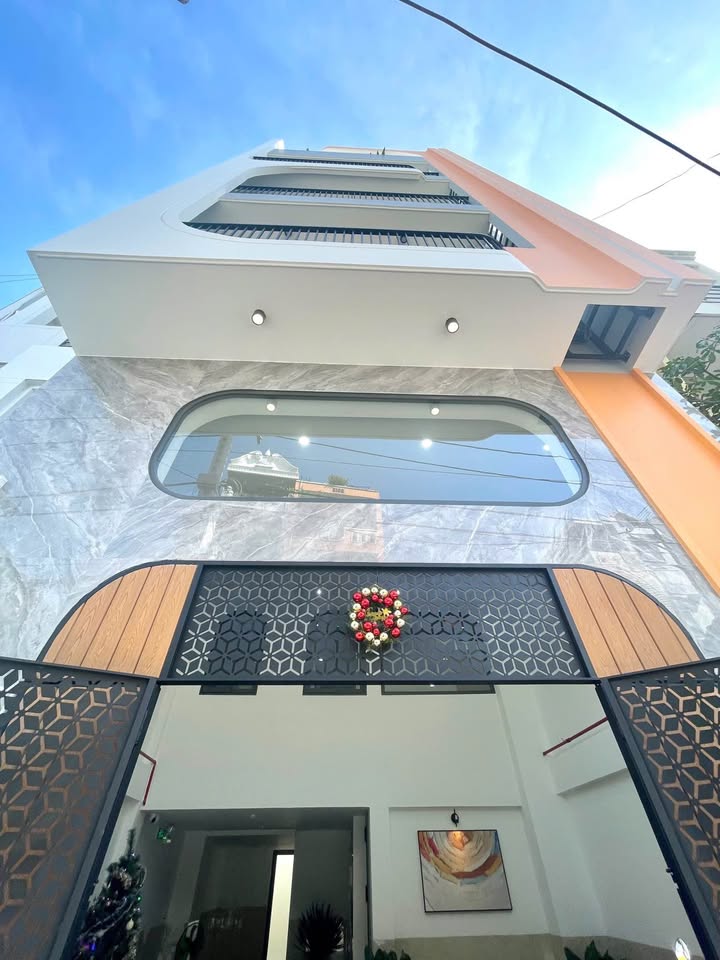 Bán toà CHDV 6 tầng mới xây 108m² giá 21.9 tỷ - Đầu tư sinh lời ngay!